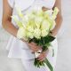 Белый букет невесты из роз и калл