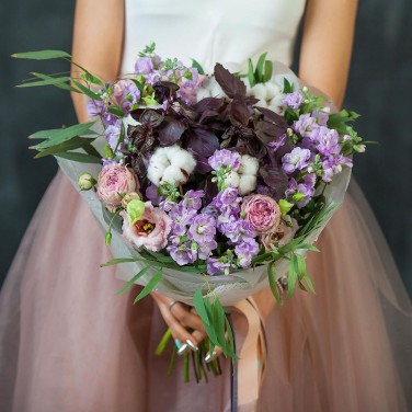 Букет с эвкалиптом и базиликом Деньги в дом. Серия Магия денег