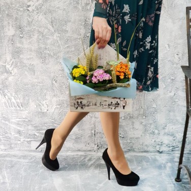 Композиция из каланхое Привет Лето