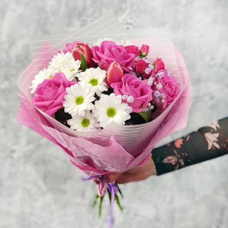 Бизнес букет из роз, тюльпанов и хризантем