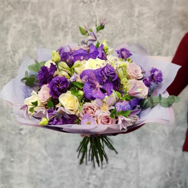 Большой синий букет с орхидеей ванда