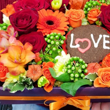 Композиция любви с печеньем Love