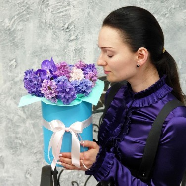 Коробка с цветами Ароматный десерт