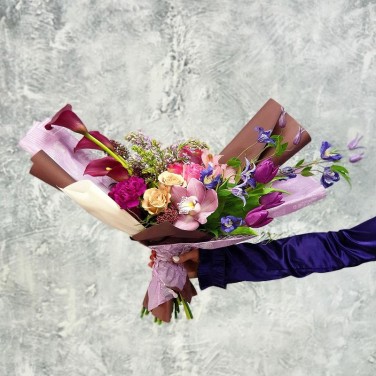 Современный букет Томный голос Эсмеральды