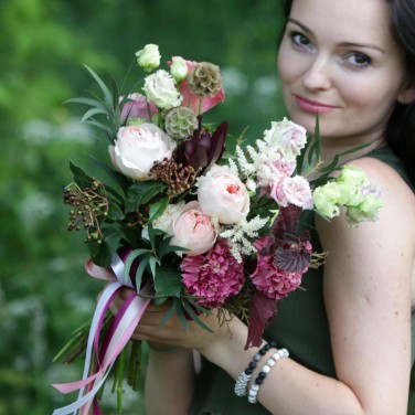 Компактный букет Дивная встреча. Серия Магия любви