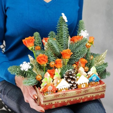 Новогодняя композиция Домик в лесу