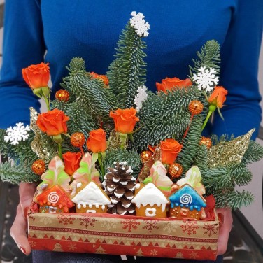 Новогодняя композиция Домик в лесу