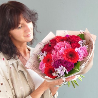 Букет из гортензии и гербер Красотке