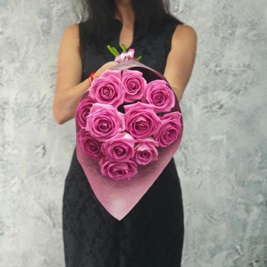 Букет из 11 розовых роз