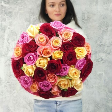 Разноцветные розы Конфети