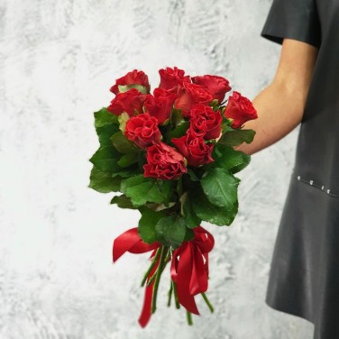 Букет из 11 алых роз Намерение
