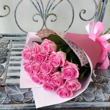 Букет из 25 розовых роз Розовый закат