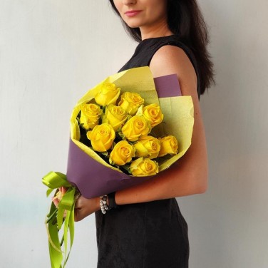Букет из 11 желтых роз Солнечный день