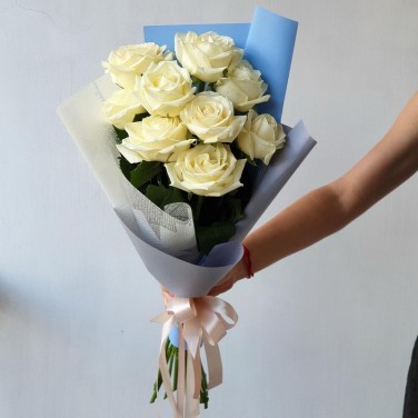 Букет из 9 белых роз Нежность