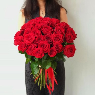 Букет из 31 красной розы