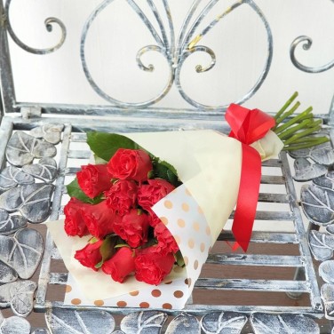 Букет из 11 алых роз