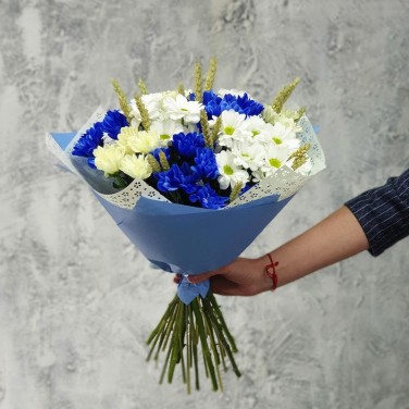 Букет из кустовых хризантем