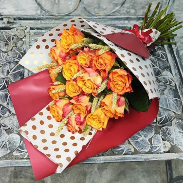 Букет из 15 рыжих роз
