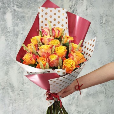 Букет из 15 рыжих роз