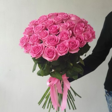 Букет из 31 розовых роз