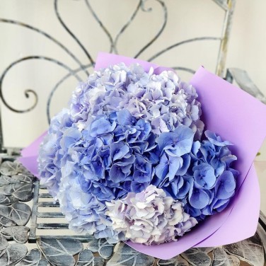 Букет из 7 голубых гортензий Небо в Нью Йорке