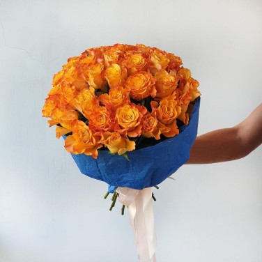 Букет из 51 оранжевой розы Веснушка