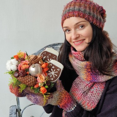 Новогодняя композиция с печеньем Теплые рукавички