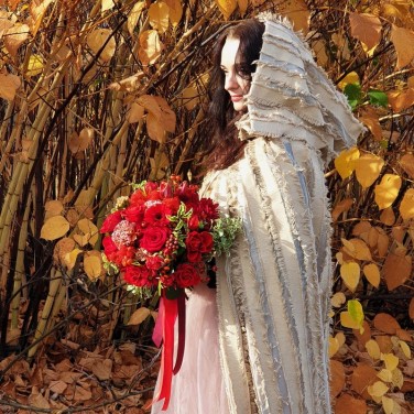 Красный свадебный букет Осенние талисманы