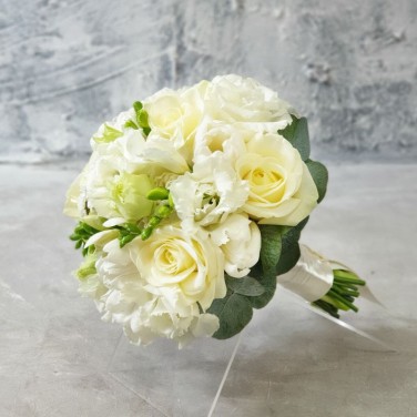 Свадебный букет из роз, эустомы, фрезии - Самая Нежная