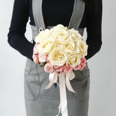 Букет невесты из роз Ты моя безешка