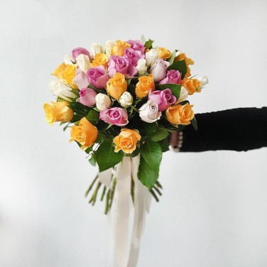 Букет из 51 маленькой розы