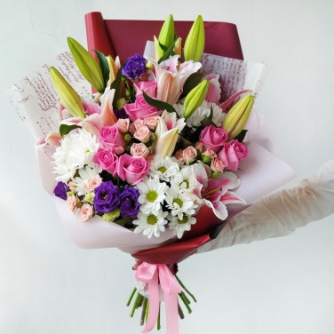 Большой букет из лилий, роз и хризантем - Праздник