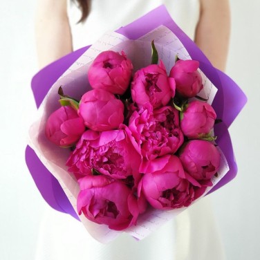 Букет из вишневых пионов Чувственность