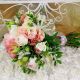 Свадебный букет с пионовидной розой, астильбой и фрезией