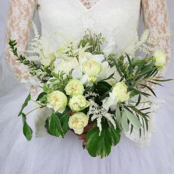 Белый свадебный букет в стиле рустик