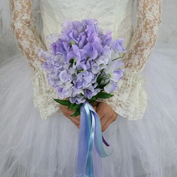 Голубой букет невесты из латируса Синеглазка