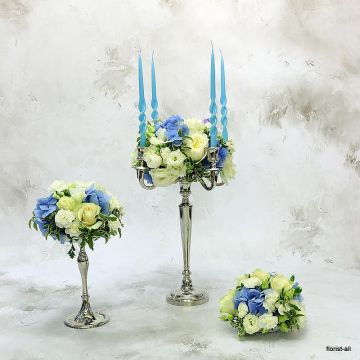 Набор из бело-голубого оформления на праздничный стол