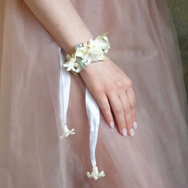 Романтичный браслет для невесты или подружек невесты