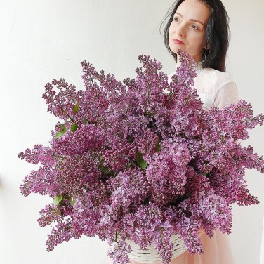 Шикарная корзина с сиренью - Волшебство в твоих руках