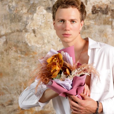 Букет для Девы из Орхидеи Земной Меркурий