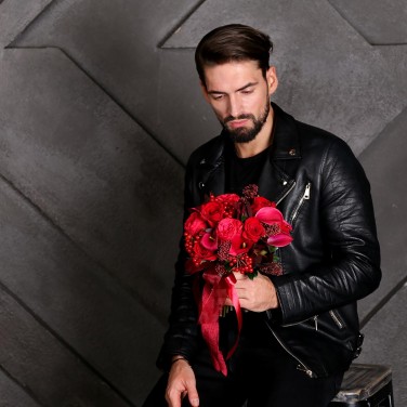 Букет из калл, роз Пылкое воображение Скорпион