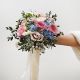 Букет невесты из пионовидных роз, гортензии и капса