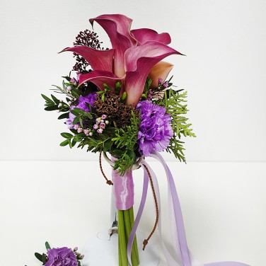 Букет невесты из калл и лунной гвоздинки