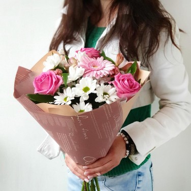 Нежный белый букет с хлопком