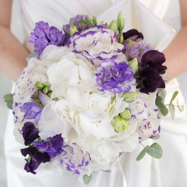 Букет невесты в сиреневых тонах