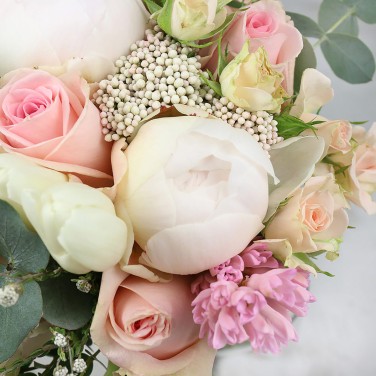 Нежная композиция в коробке