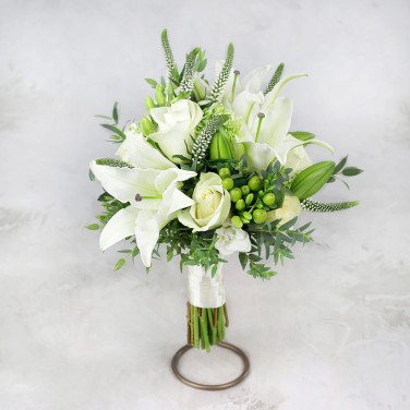 Букет невесты с лилиями