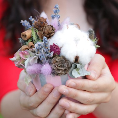 Милая коробочка из хлопка и корицы