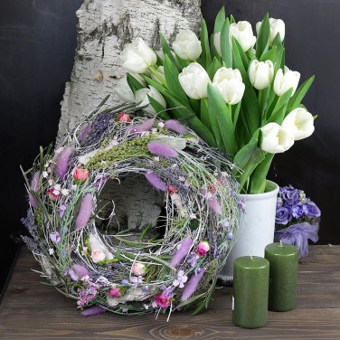 Венок из лагуруса и сухоцветов