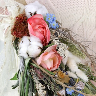 Веник из лагуруса, хлопка и сухоцветов